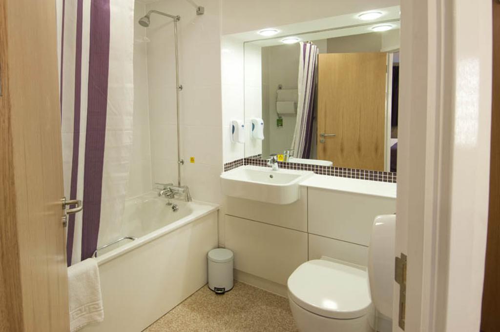 Premier Inn Newcastle Airport South Woolsington Bilik gambar
